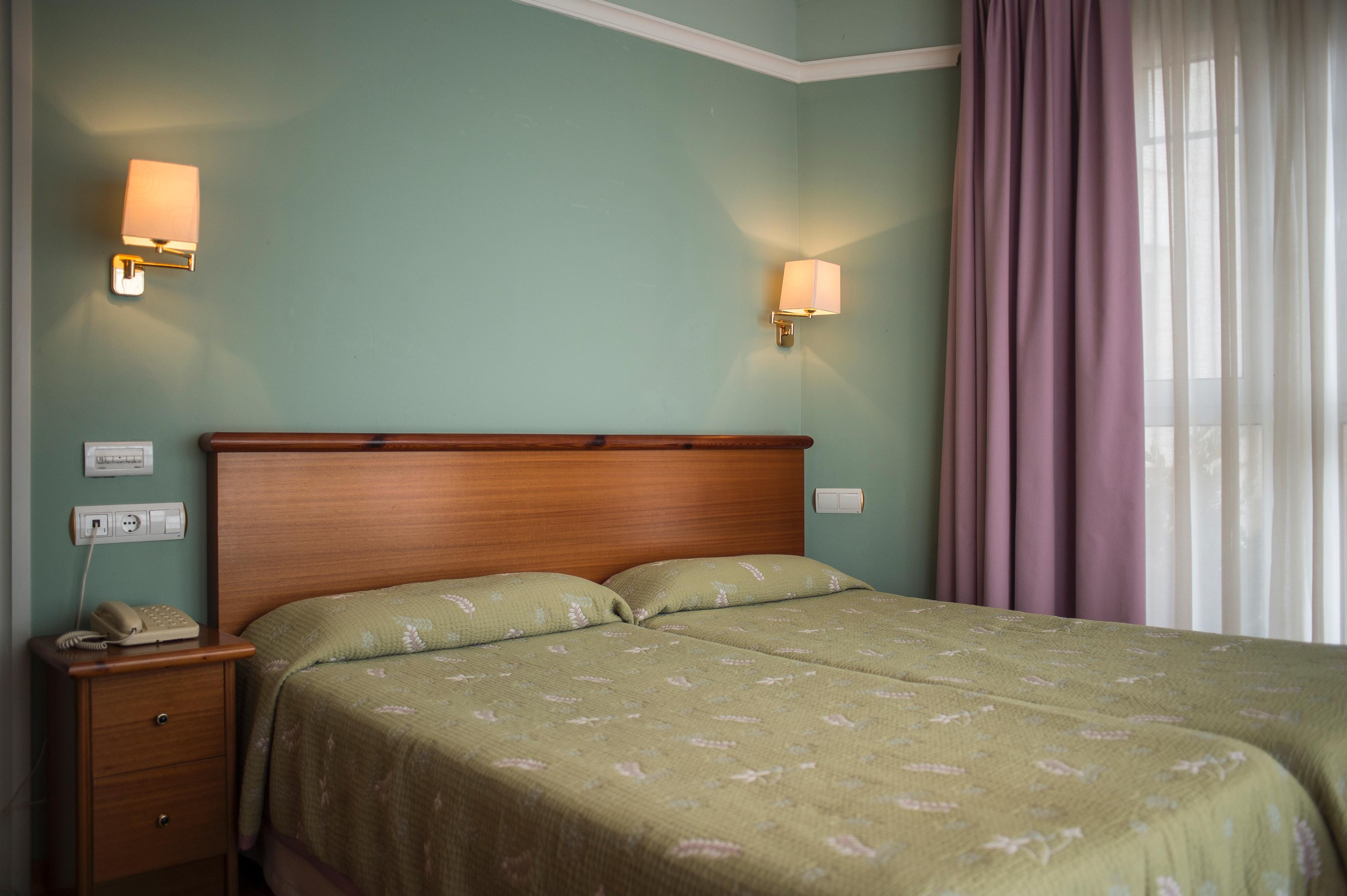 Hotel Faro De San Vicente Сан-Вісенте-де-ла-Баркера Екстер'єр фото
