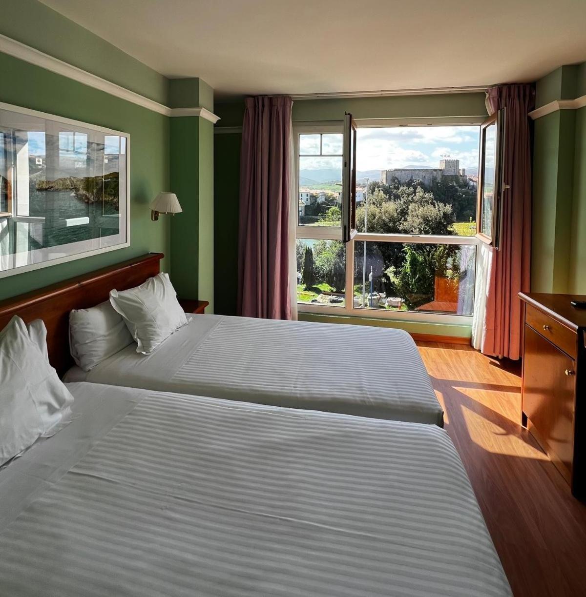 Hotel Faro De San Vicente Сан-Вісенте-де-ла-Баркера Екстер'єр фото