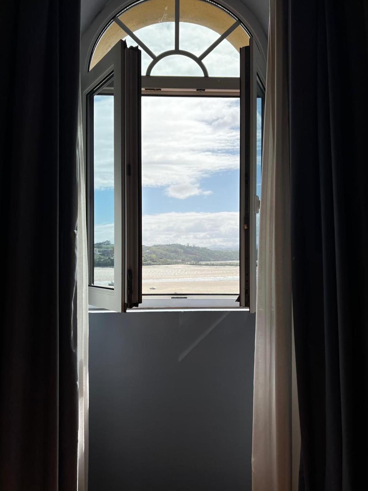 Hotel Faro De San Vicente Сан-Вісенте-де-ла-Баркера Екстер'єр фото